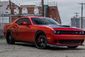 Dodge Challenger SRT Hellcat on Forgiato Wheels (Derando) 2019 года
